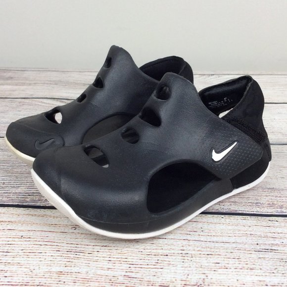 boys nike sandals size 2